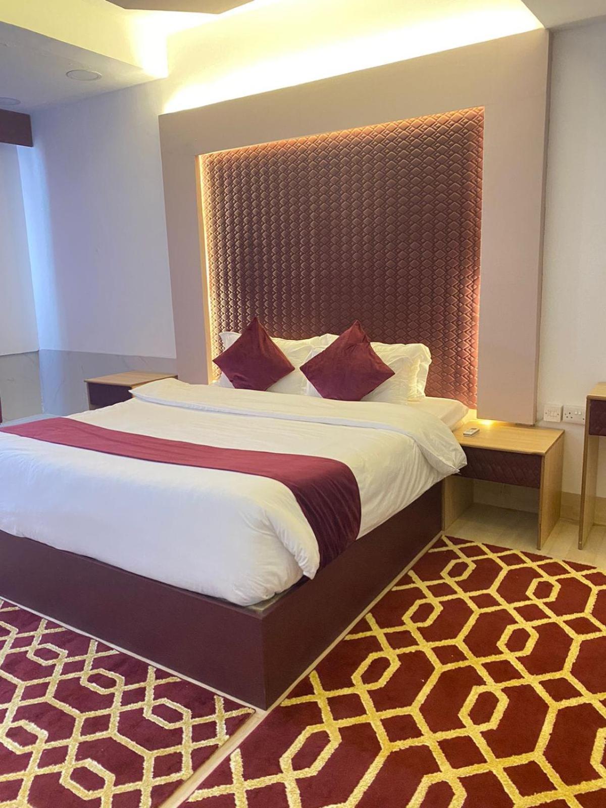 Al Hussam Hotel Apartments Rusayl Exterior photo