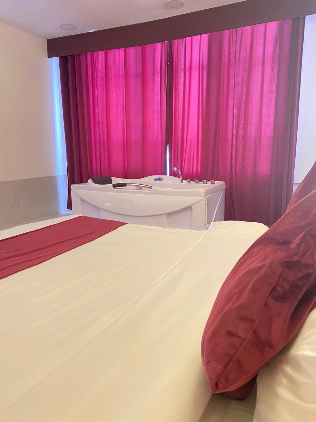 Al Hussam Hotel Apartments Rusayl Exterior photo